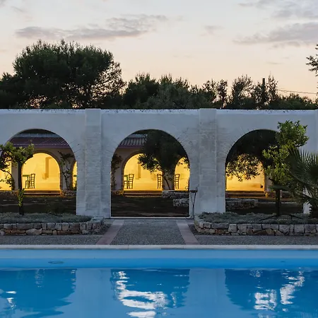 Masseria Gorgognolo Nocleg ze śniadaniem 4*
